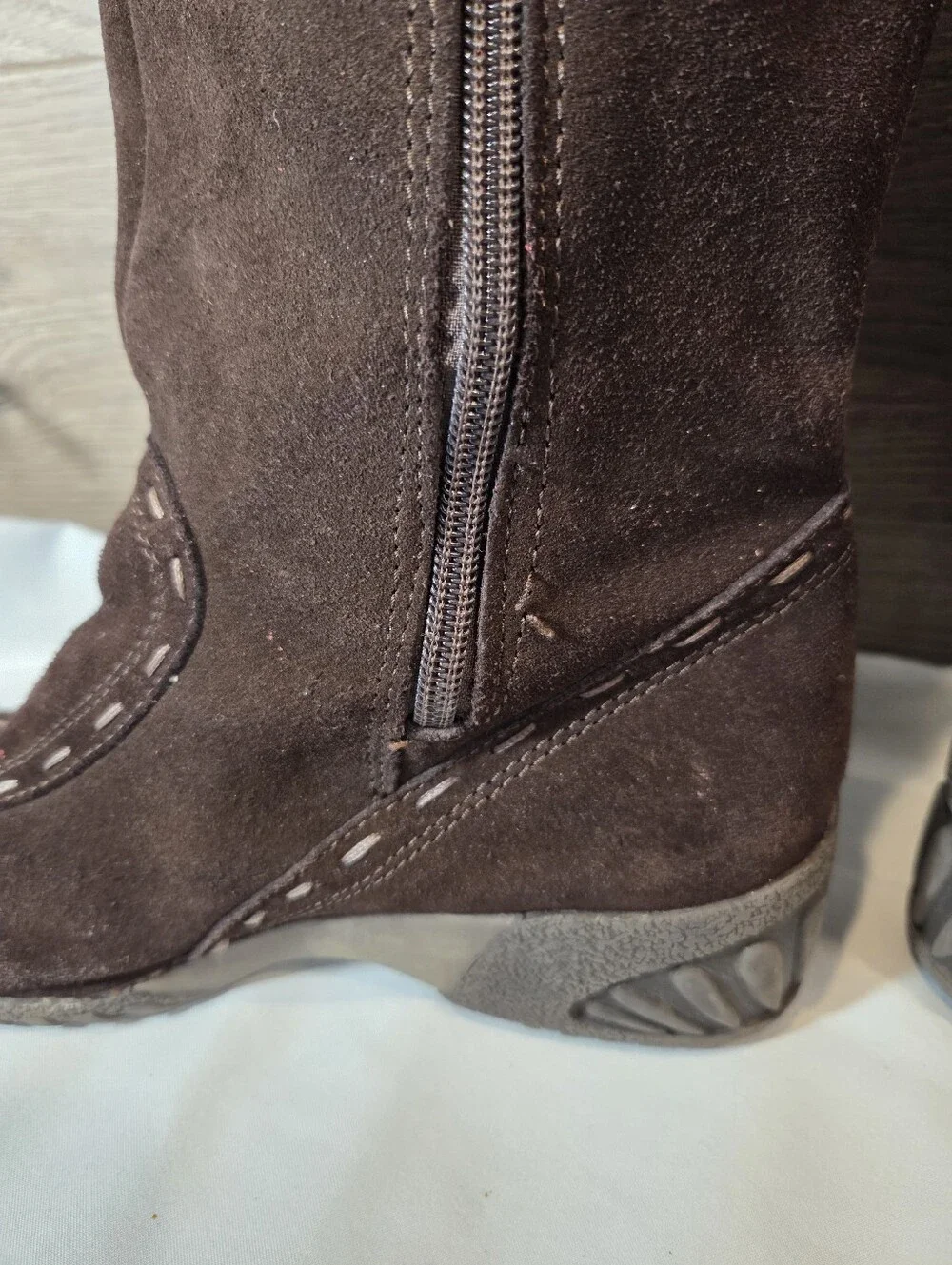 Khombu Allana Winter Boots Size 8M